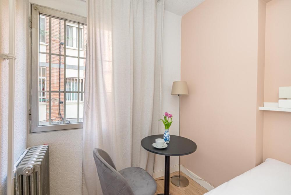 Madrid Rio Rooms Kültér fotó